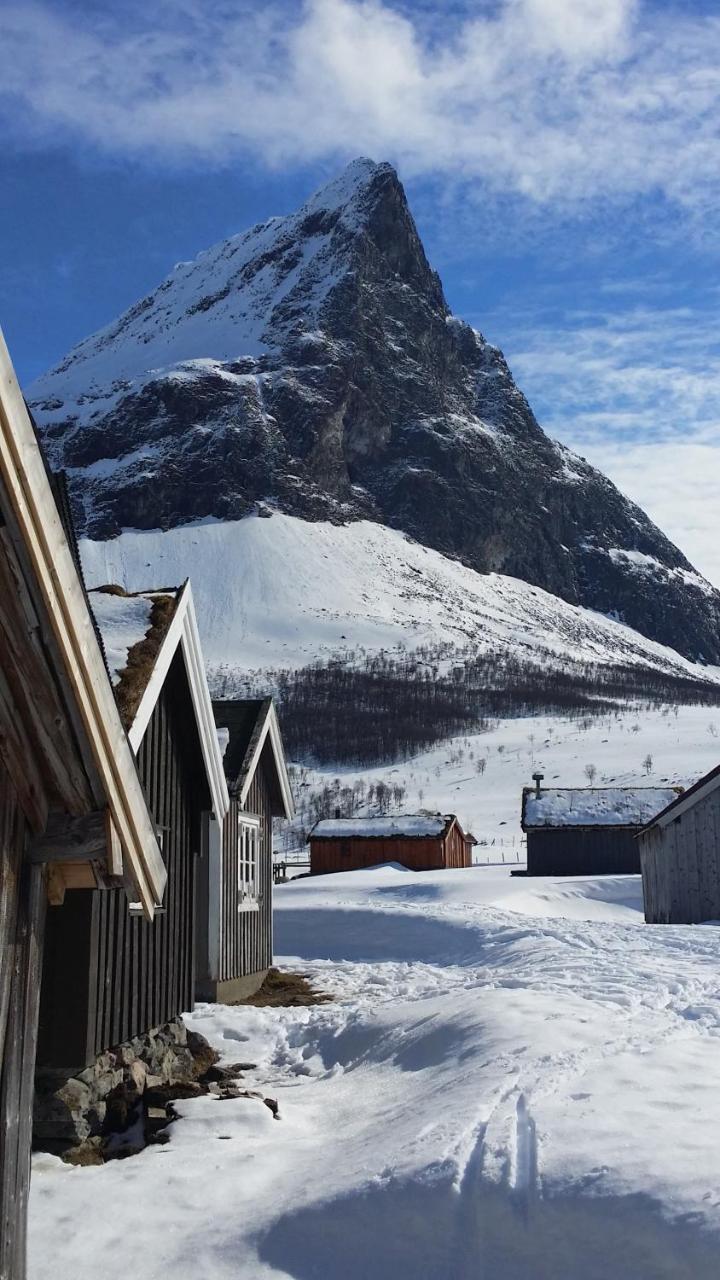 Dalhus - House In The Valley Norddal Exterior photo